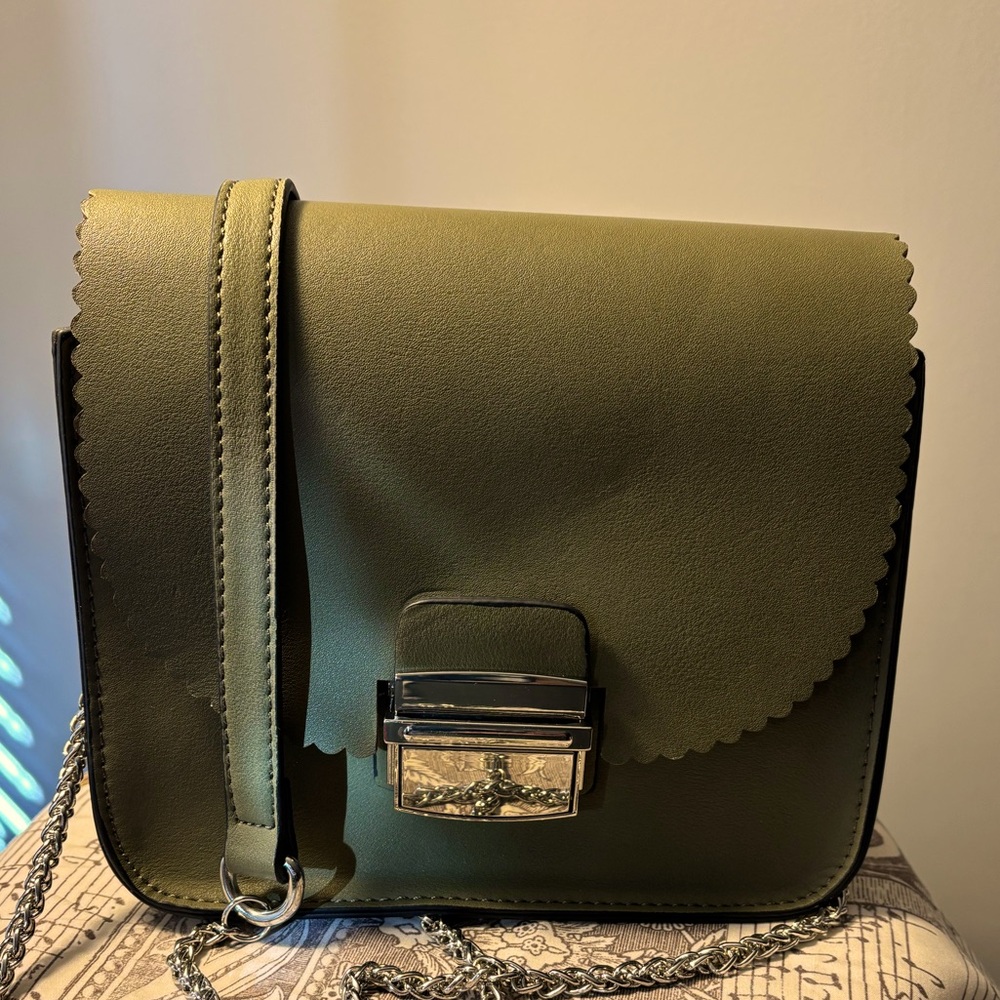 $15 MEMORIAL DAY BLOWOUT Mark Adam New York olive greenLord & Taylor gently used